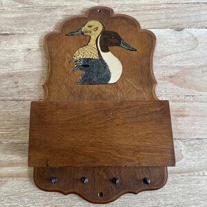 VTG Wooden Duck Mail Letter Holder Caddy Keys Storage Wall Mounted Cabin Lake